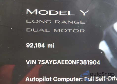 2022 Tesla Model Y Long Range Dual Motor All-Wheel Drive z USA, uszkodzony, nr VIN 7SAYGAEE0NF381904